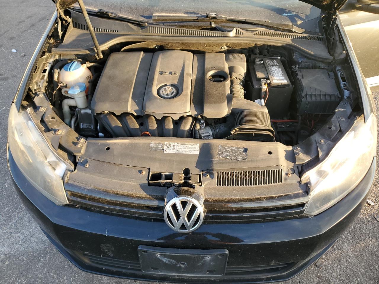 Volkswagen Golf Image 10