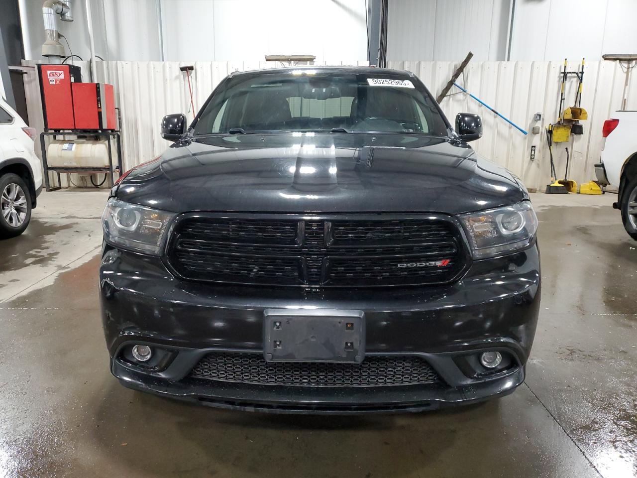 Dodge Durango R/t Image 6