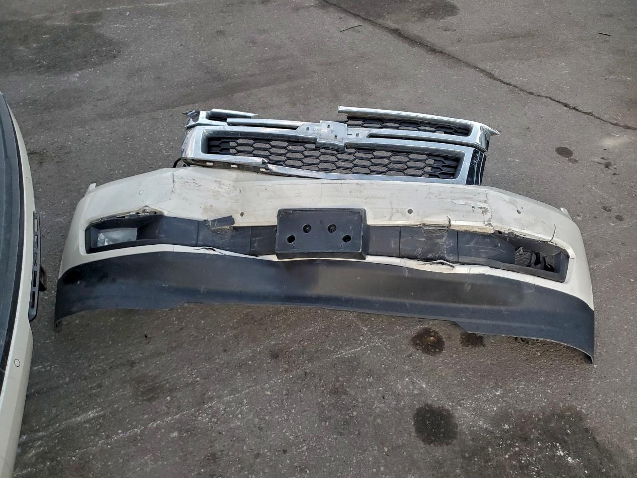 Chevrolet Suburban K1500 Lt Image 11