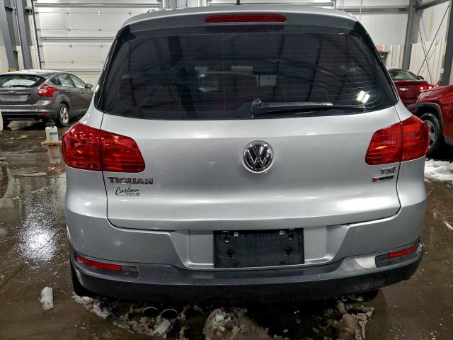 Volkswagen Tiguan S Image 8