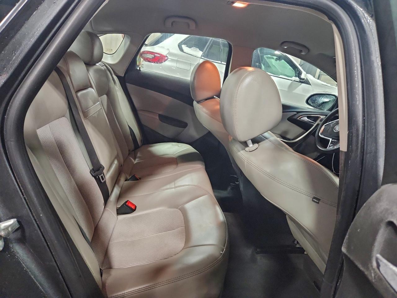 Buick Verano Image 10