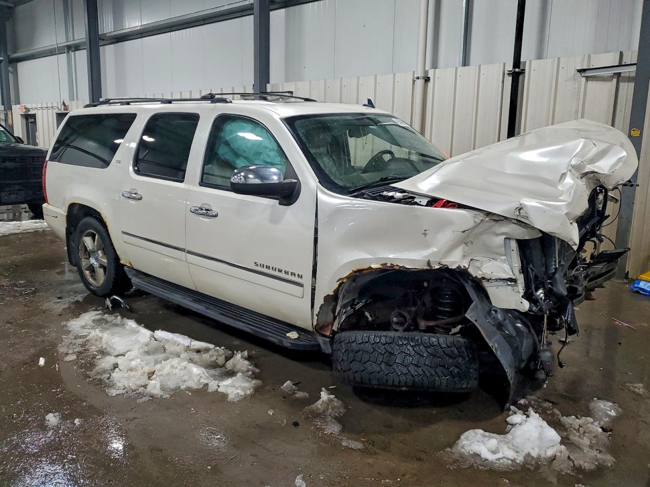 Chevrolet Suburban K1500 Ltz Image 8