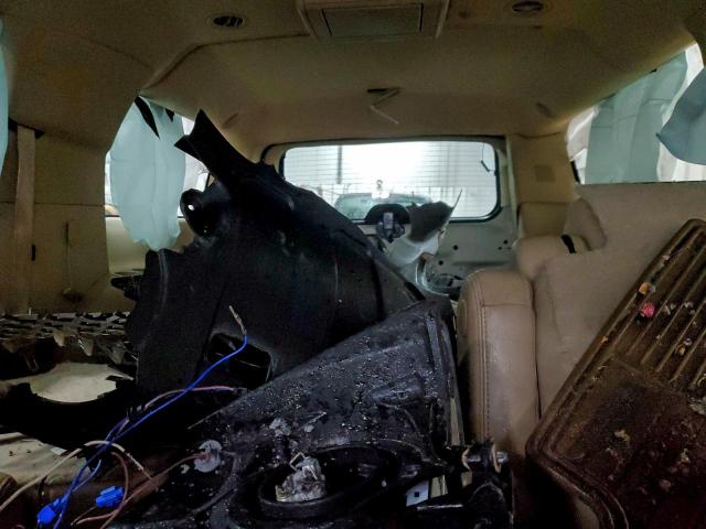 Chevrolet Suburban K1500 Ltz Image 9