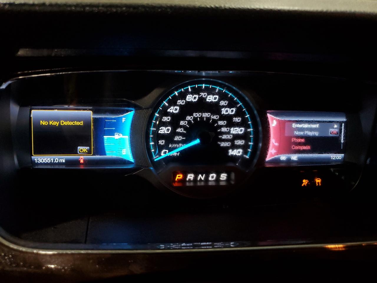 Ford Taurus Limited Image 7