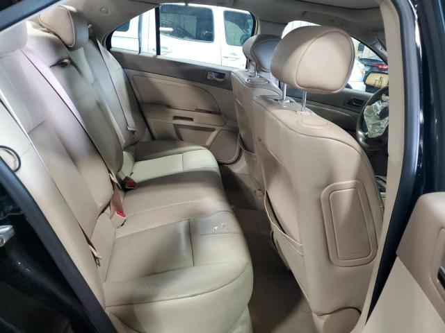 Cadillac STS Image 12