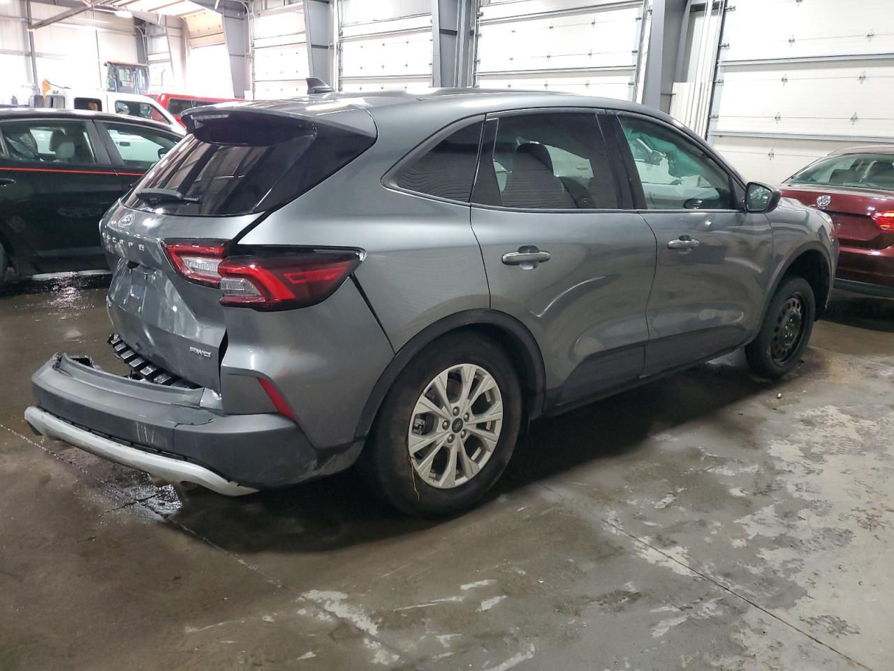 Ford Escape Active Image 2