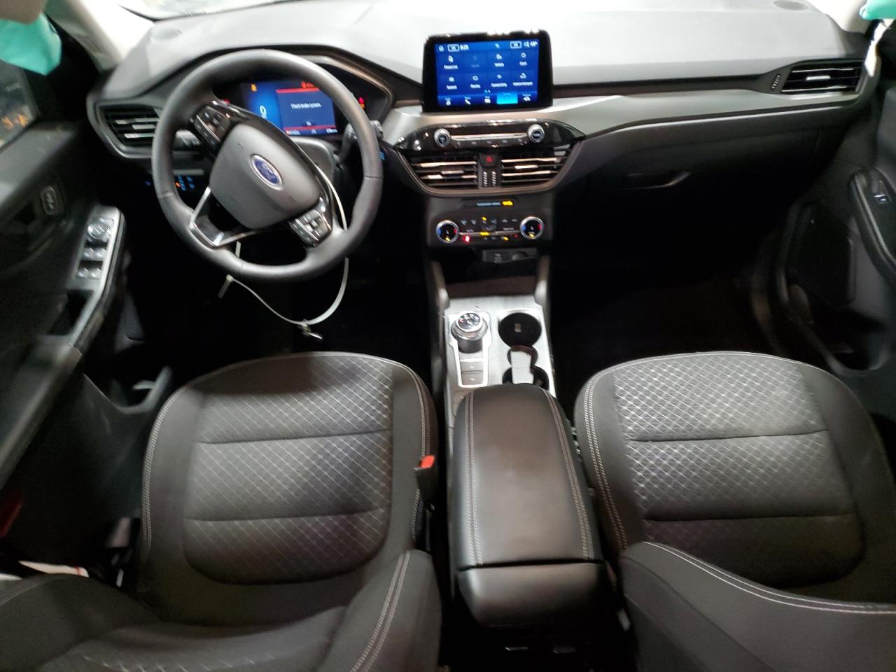 Ford Escape Active Image 13