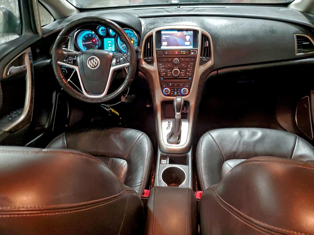 Buick Verano Image 8