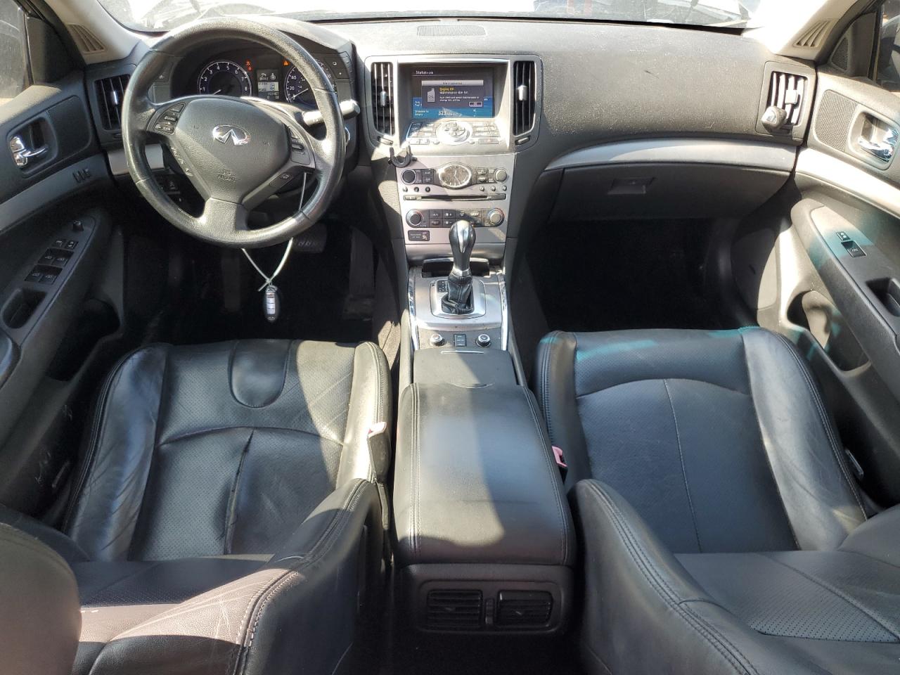 INFINITI G37 Image 9