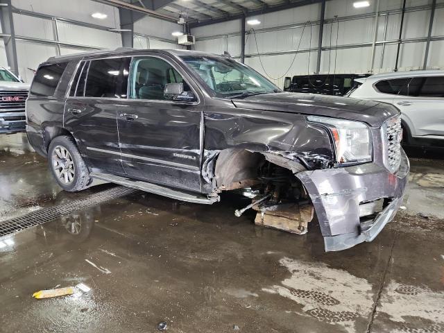 GMC Yukon Denali Image 11