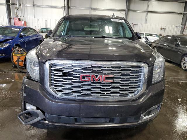GMC Yukon Denali Image 14