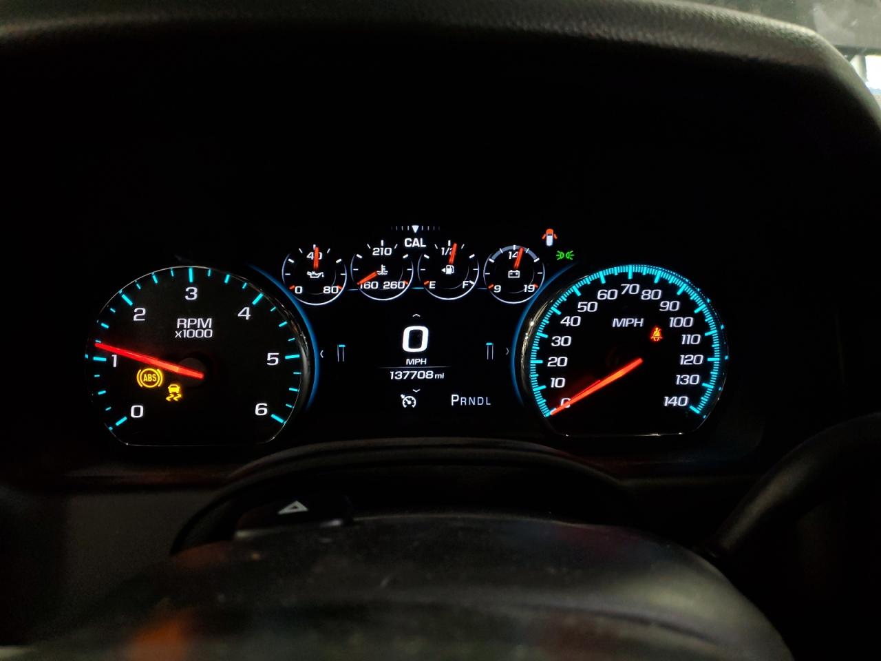 GMC Yukon Denali Image 12