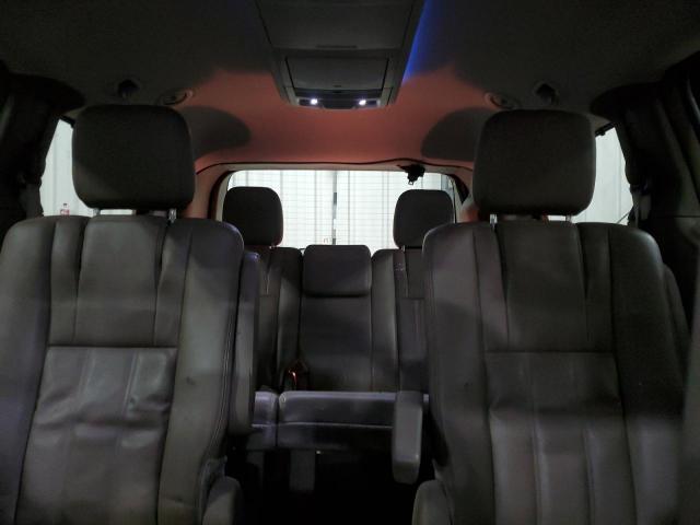 Chrysler Minivan Touring L Image 9