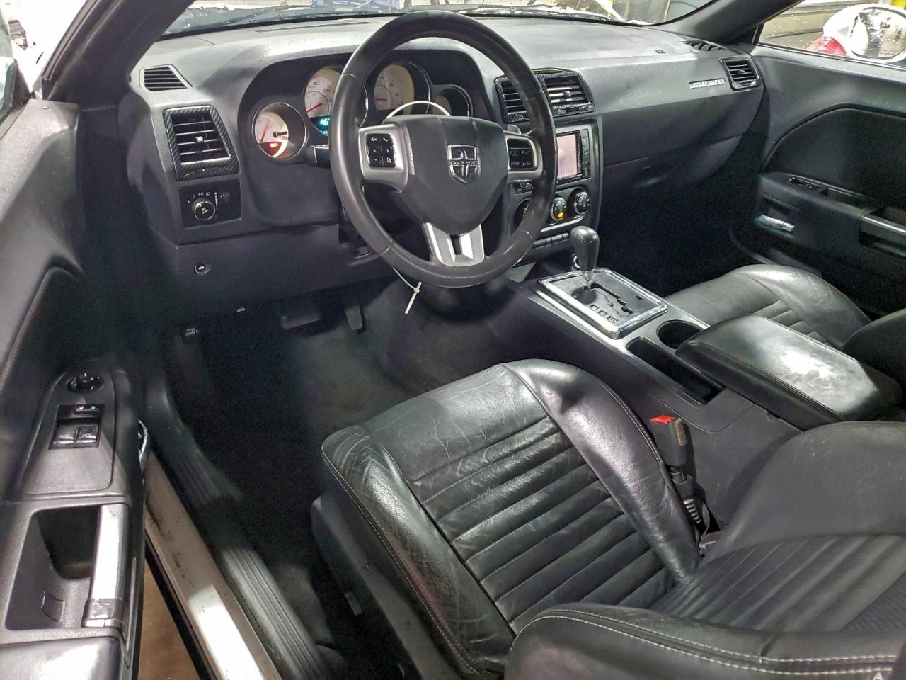 Dodge Challenger Sxt Image 9