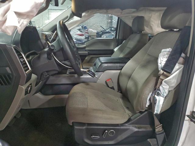 Ford F-150 Supercrew Image 13