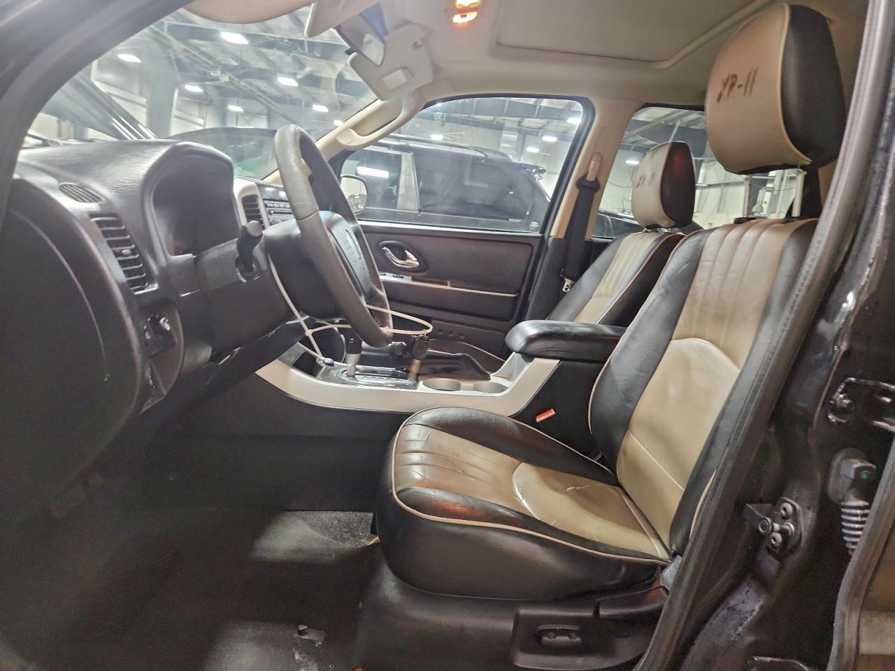 Mercury Mariner Image 3