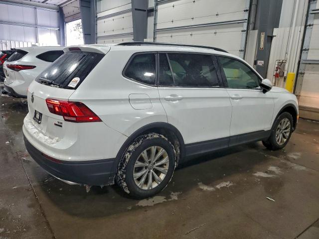 Volkswagen Tiguan S Image 10