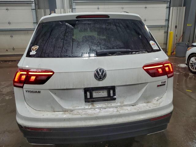 Volkswagen Tiguan S Image 9
