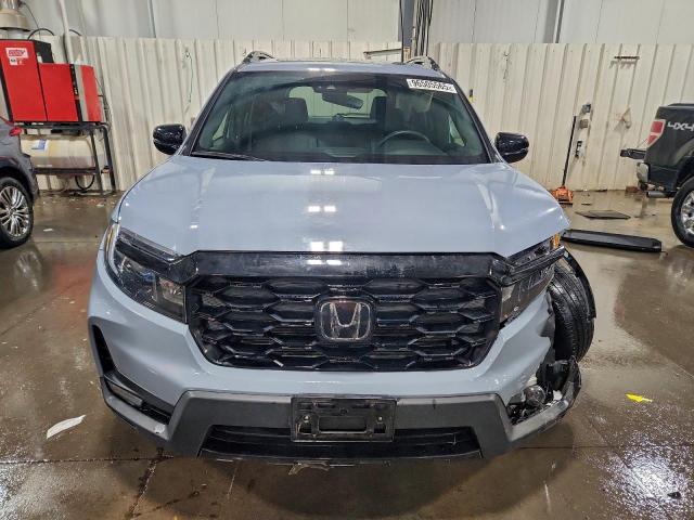 Honda Passport Elite Image 4