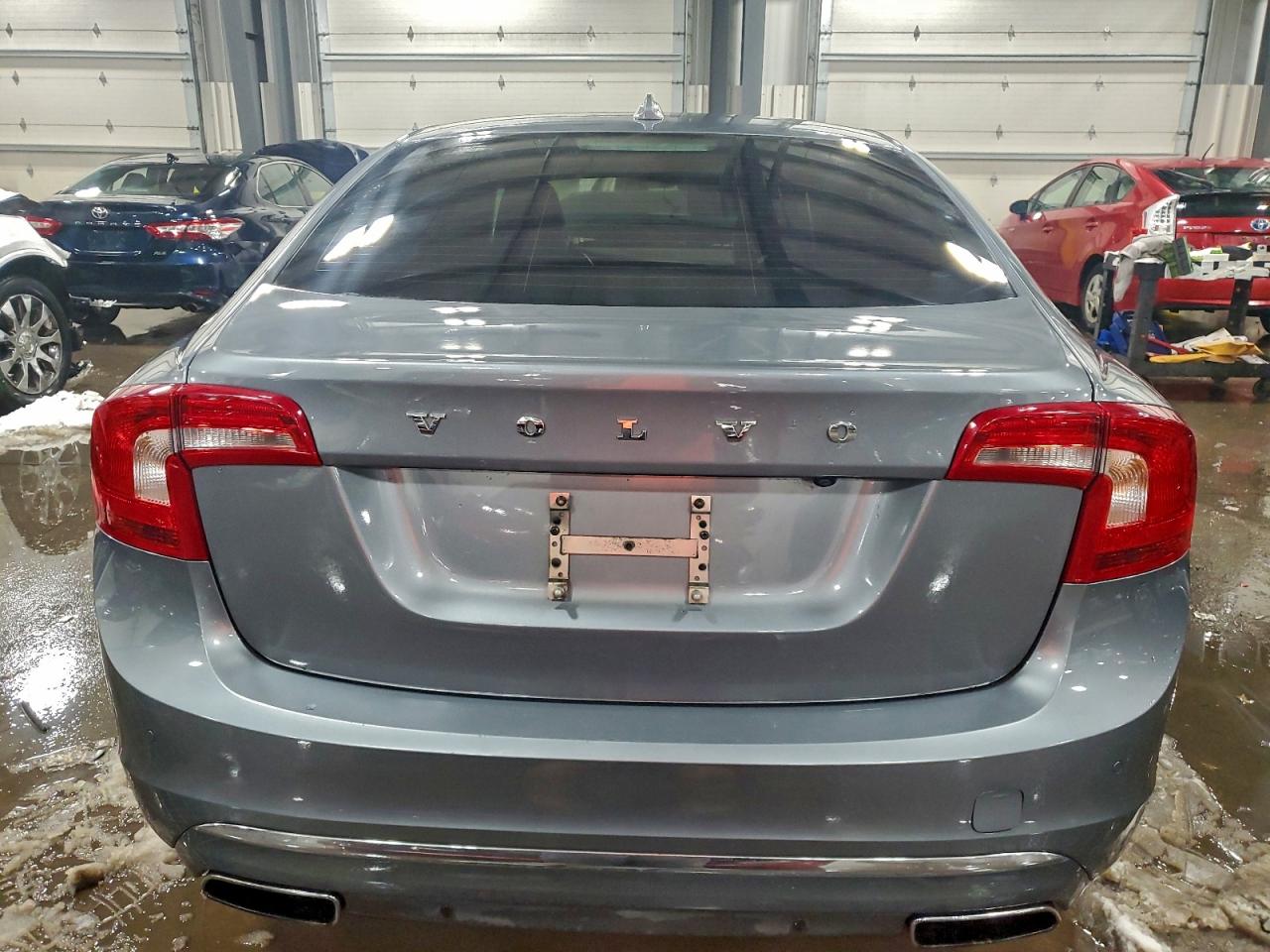 Volvo S60 Premier Image 11