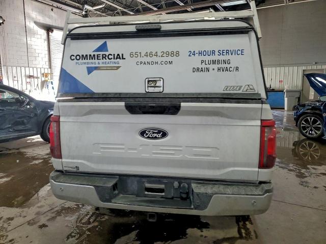 Ford F-150 Xl Image 12