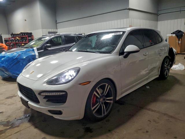  Salvage Porsche Cayenne