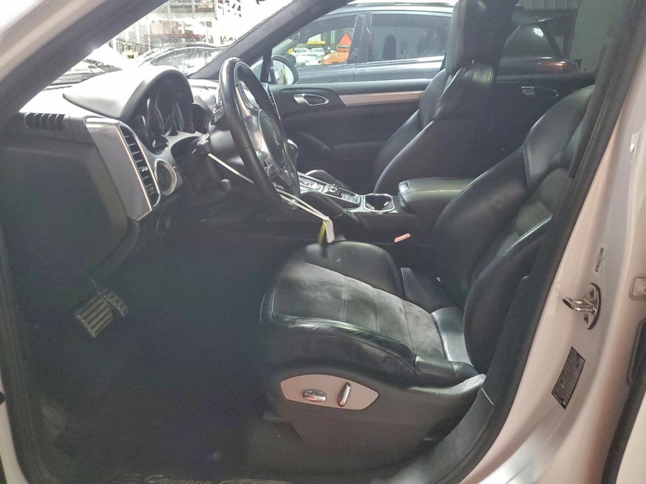 Porsche Cayenne Gts Image 3