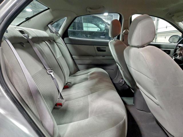 Ford Taurus Sel Image 9