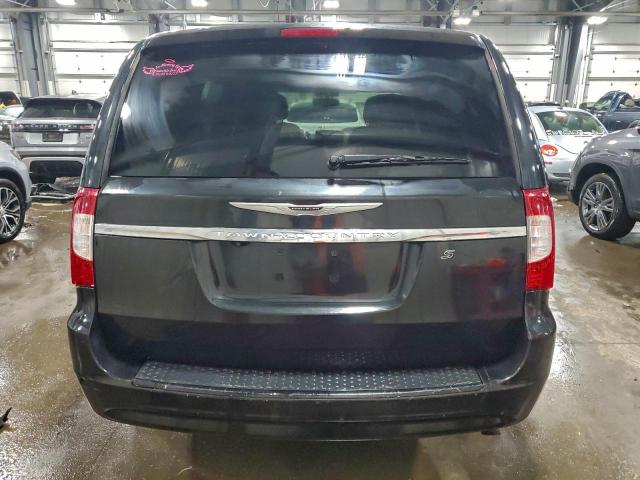 Chrysler Minivan S Image 11