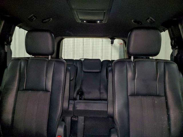 Chrysler Minivan S Image 6