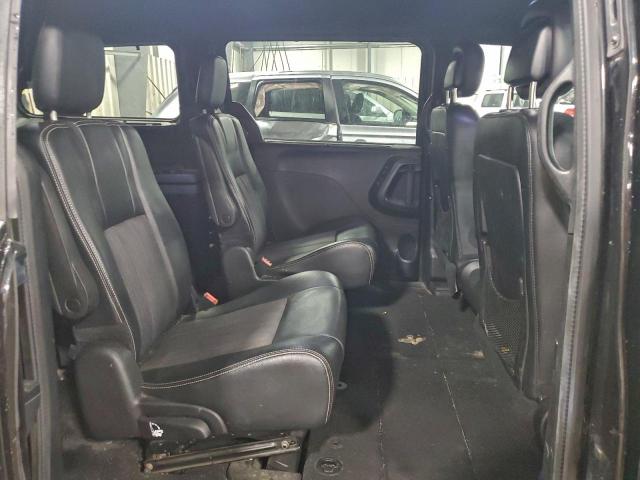 Chrysler Minivan S Image 13