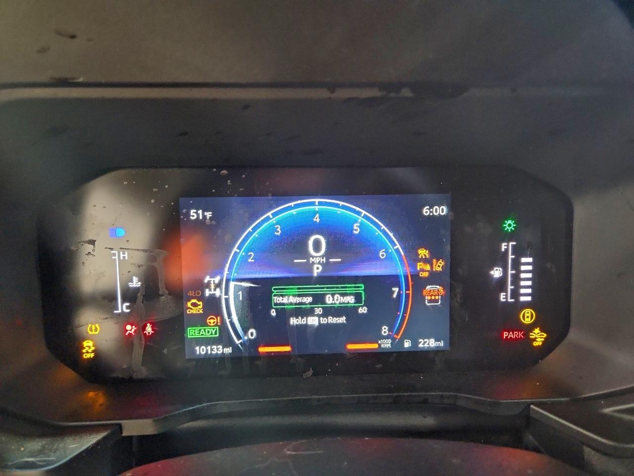 Toyota Land Cruis Base Image 9