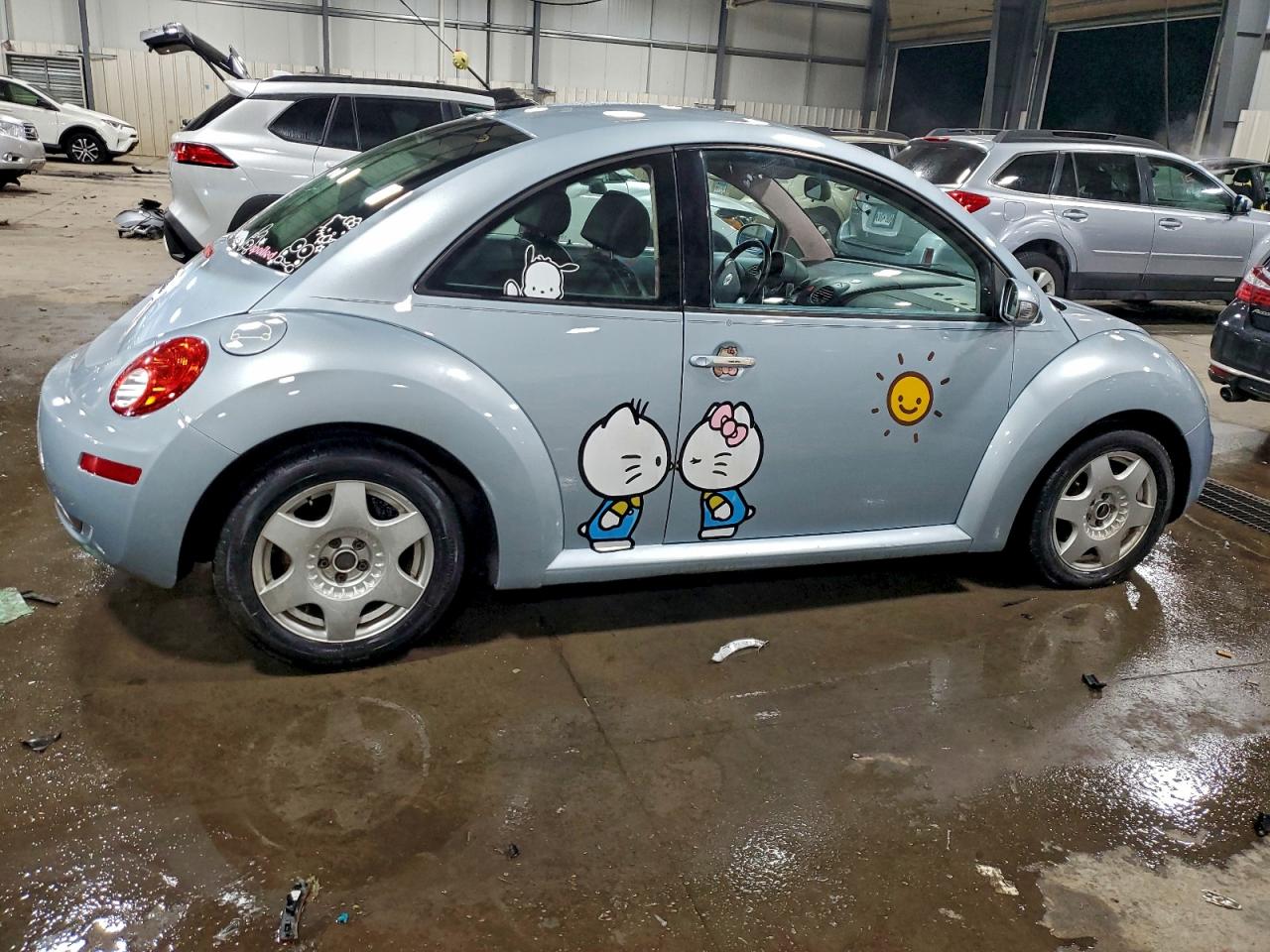 Volkswagen Beetle S Image 11