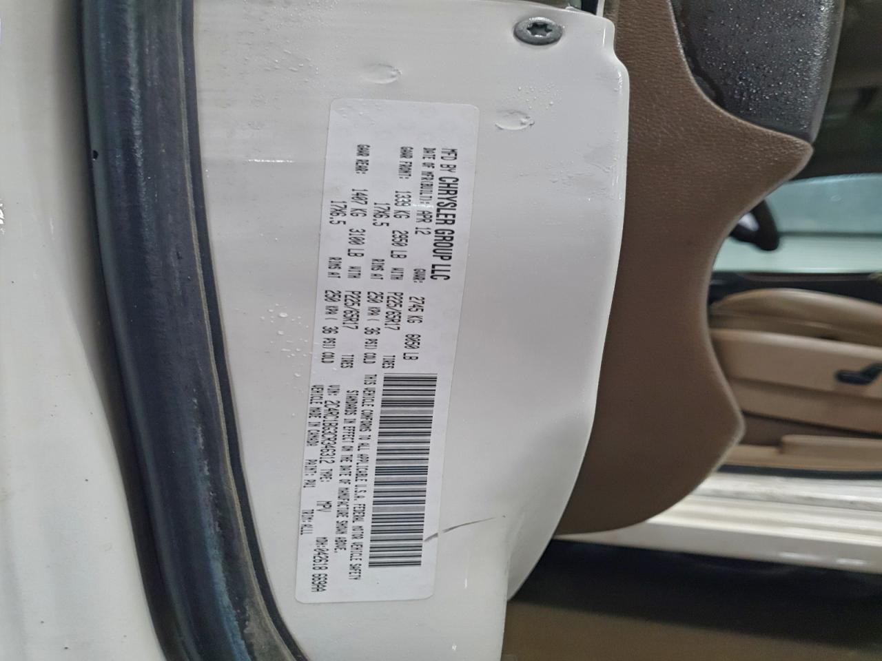 Chrysler Minivan Touring Image 11