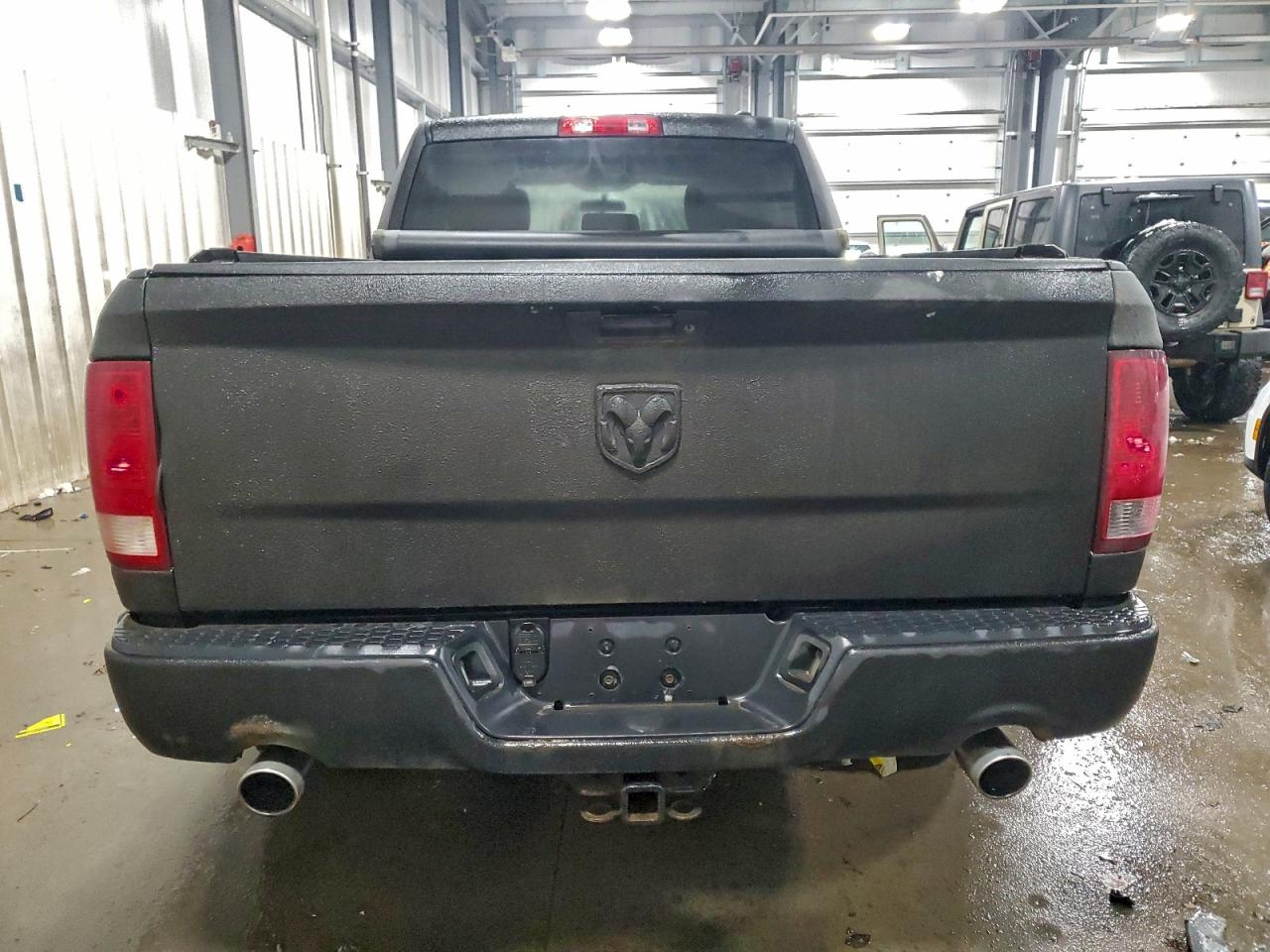 Dodge Ram 1500 St Image 2