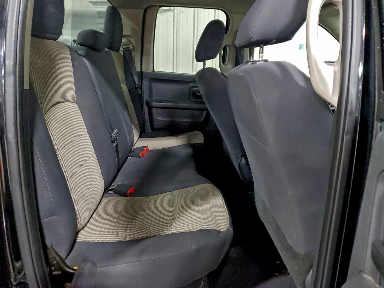 Dodge Ram 1500 St Image 7