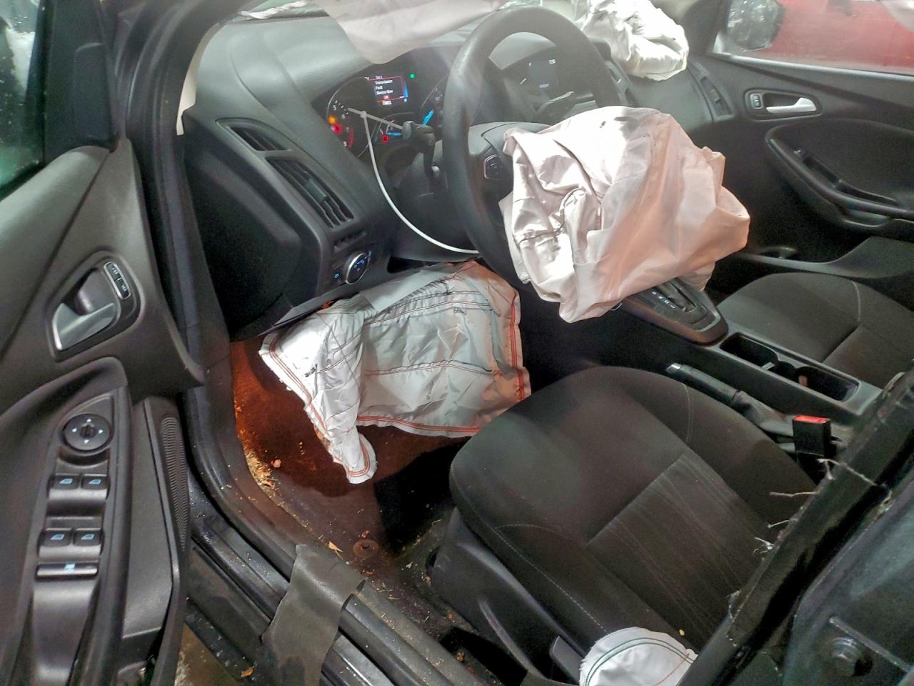 Ford Focus Se Image 7