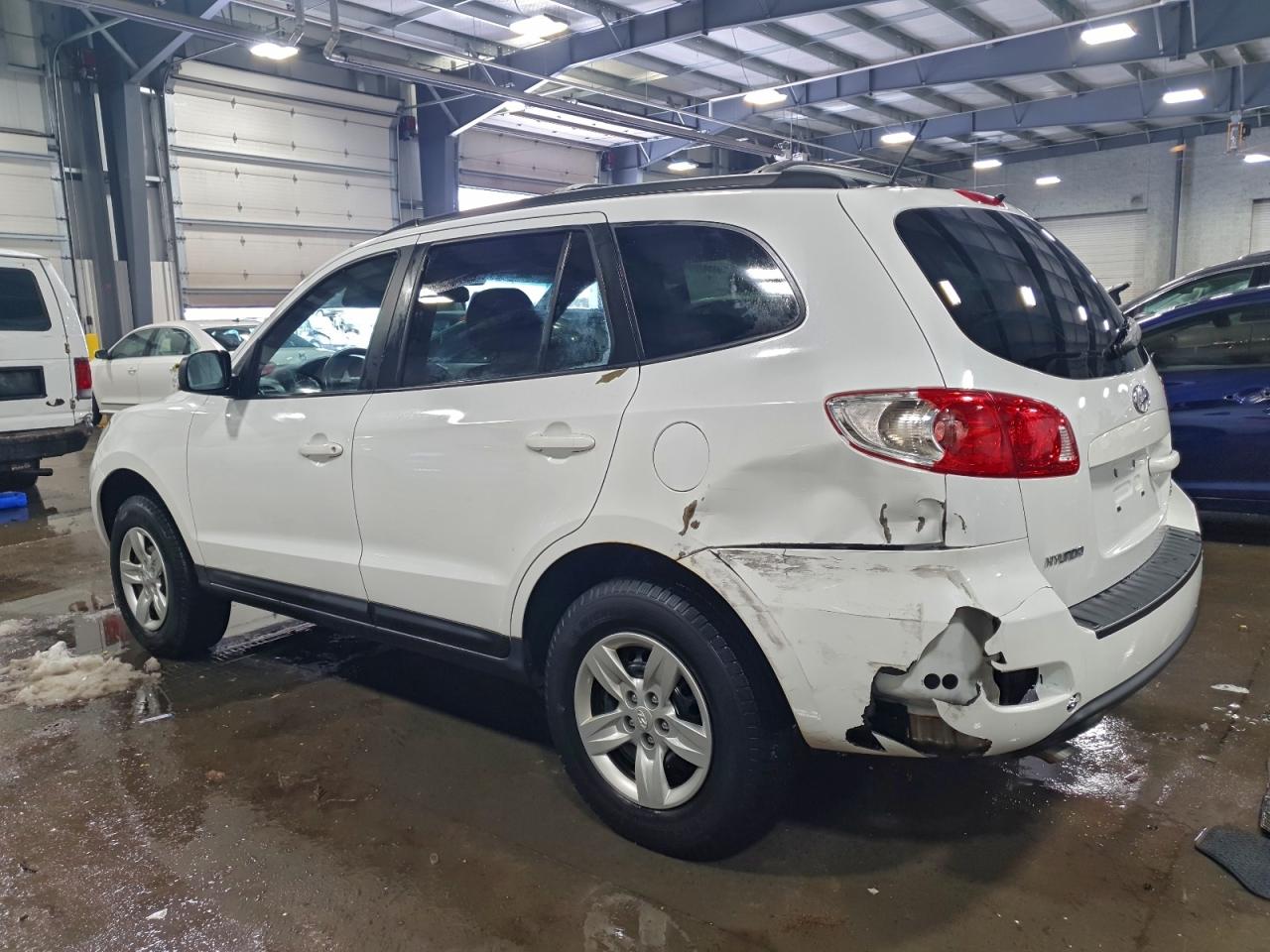 Hyundai SANTA FE Gls Image 2