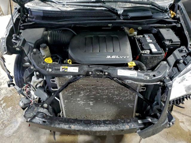 Chrysler Minivan Touring Image 13