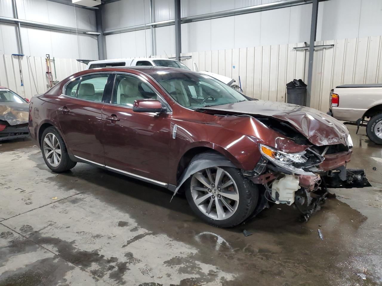 Lincoln MKS Image 5