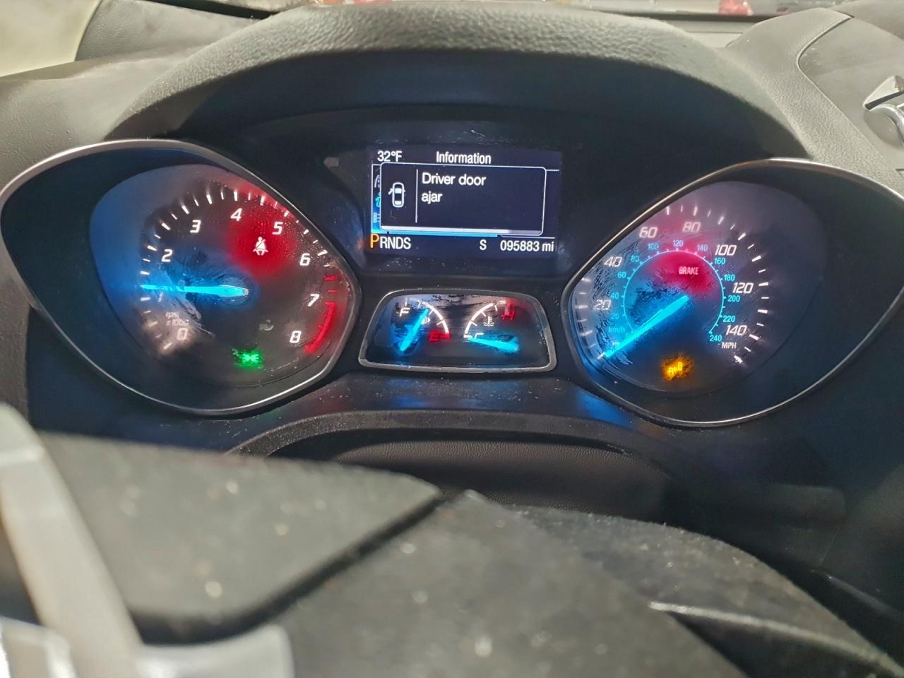 Ford Escape Titanium Image 4