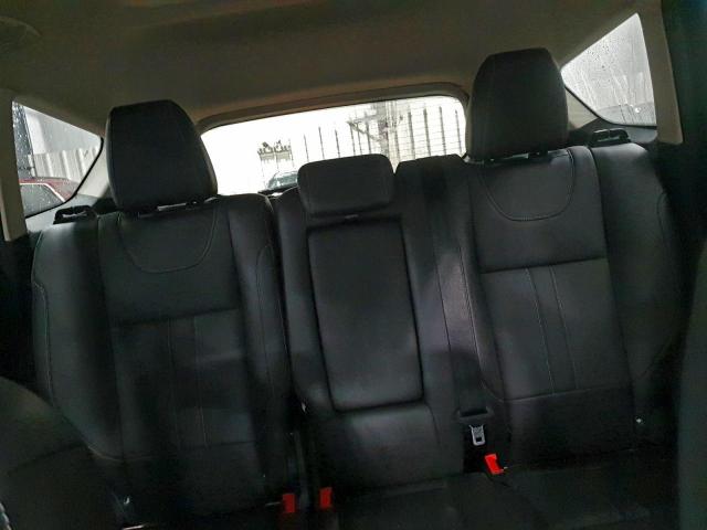 Ford Escape Titanium Image 13