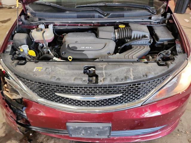 Chrysler Pacifica Touring Image 13