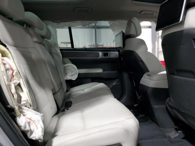 Hyundai SANTA FE Limited Image 6