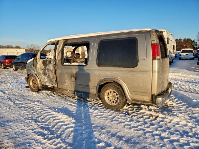 GMC Savana Rv G1500 Image 2