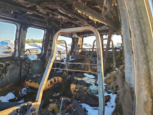 GMC Savana Rv G1500 Image 9