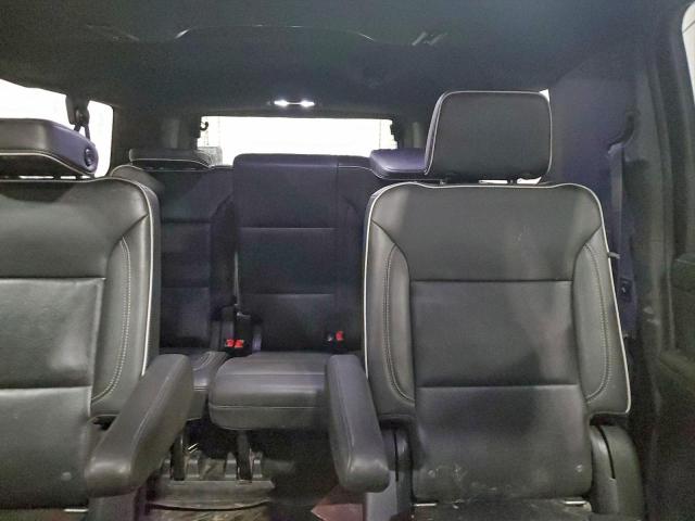 Chevrolet Suburban K1500 Premier Image 6