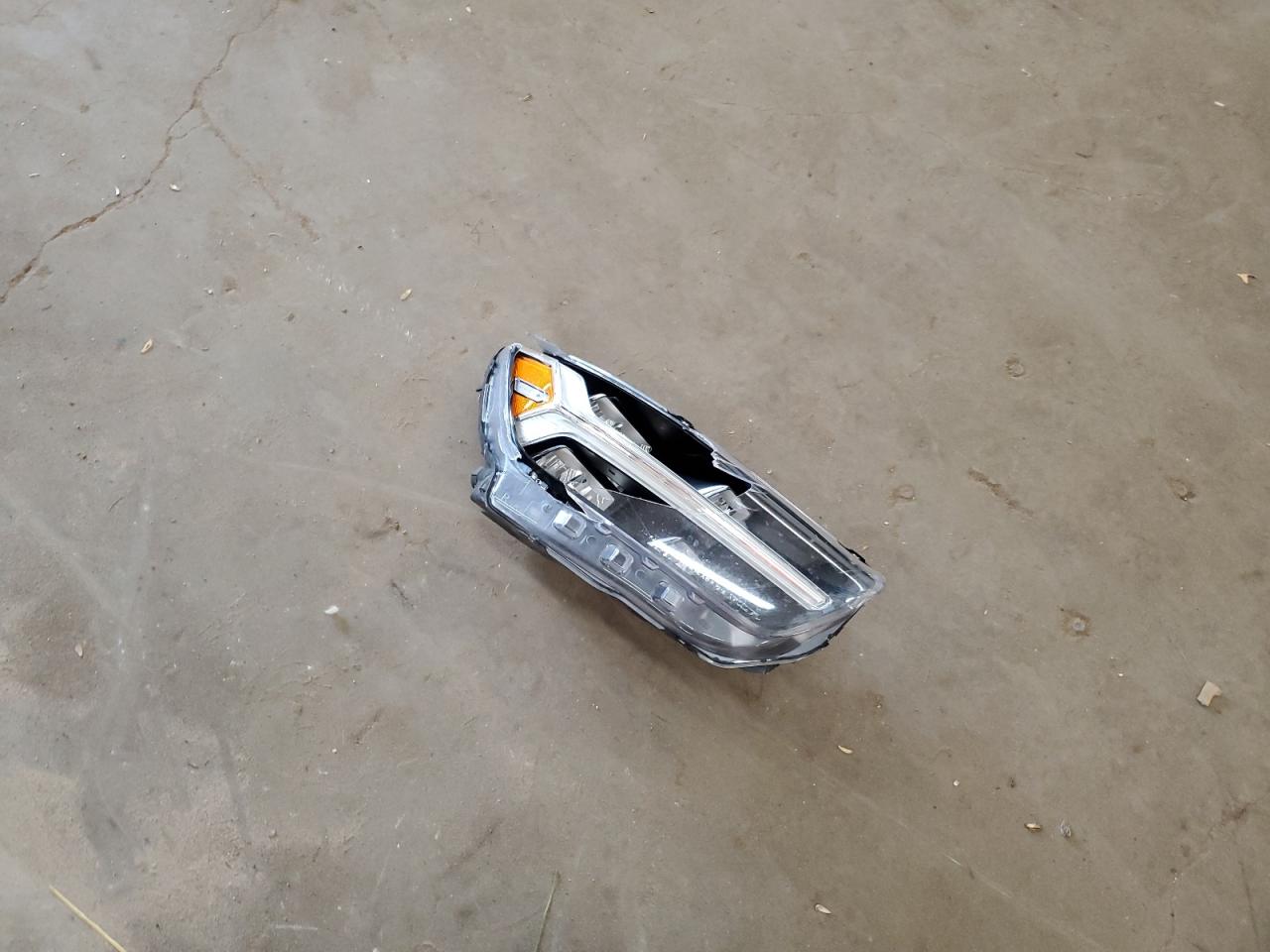 Volvo XC40 T5 R-design Image 9