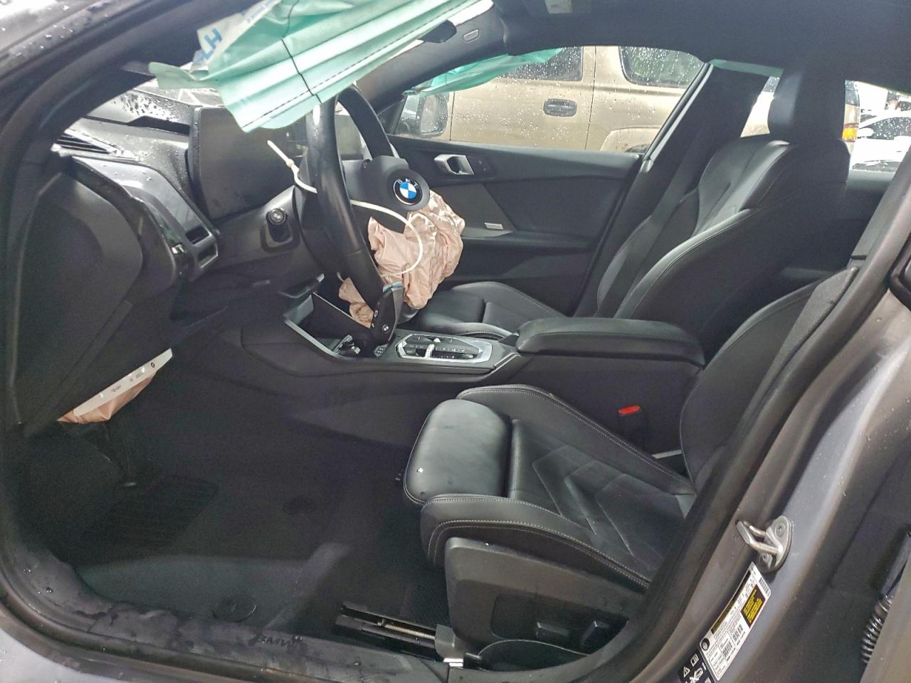 BMW 2 Series Image 9