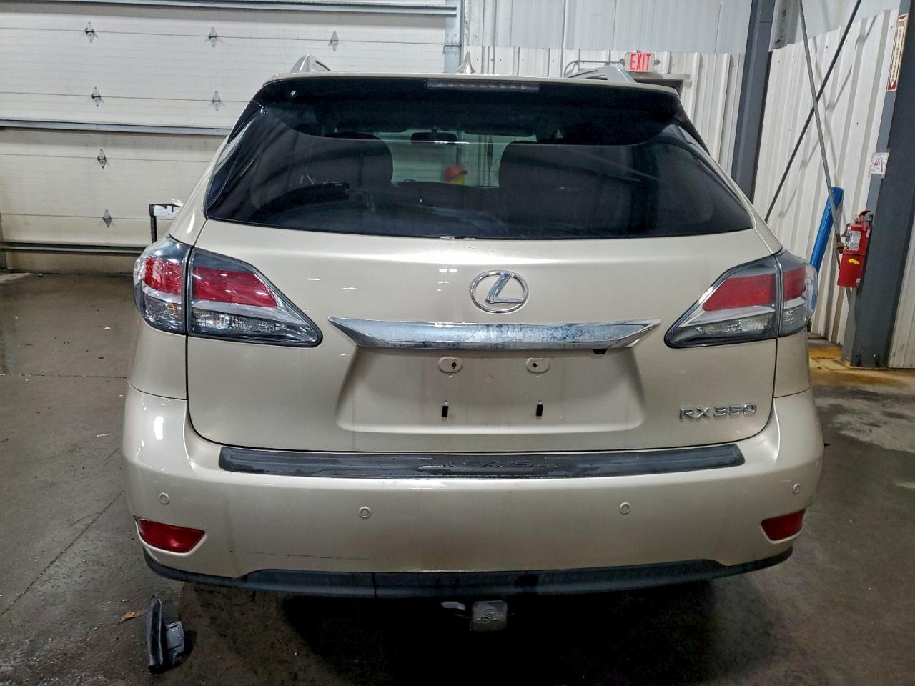 Lexus RX 350 Base Image 12